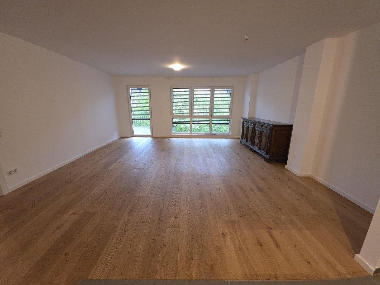 Pronájem bytu 3+1 110 m², Hilden, Severní Porýní-Vestfálsko Pronájem bytu 3+1 110 m², Hilden, Severní Porýní-Vestfálsko