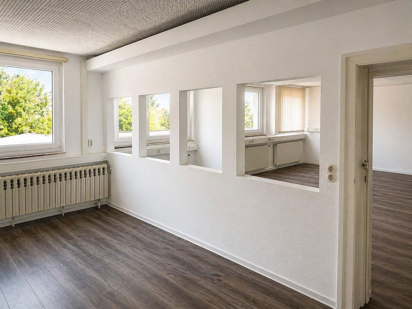 Pronájem kanceláře 125 m², Gothaer Straße 98, Floh-Seligenthal, Durynsko Pronájem kanceláře 125 m², Gothaer Straße 98, Floh-Seligenthal, Durynsko