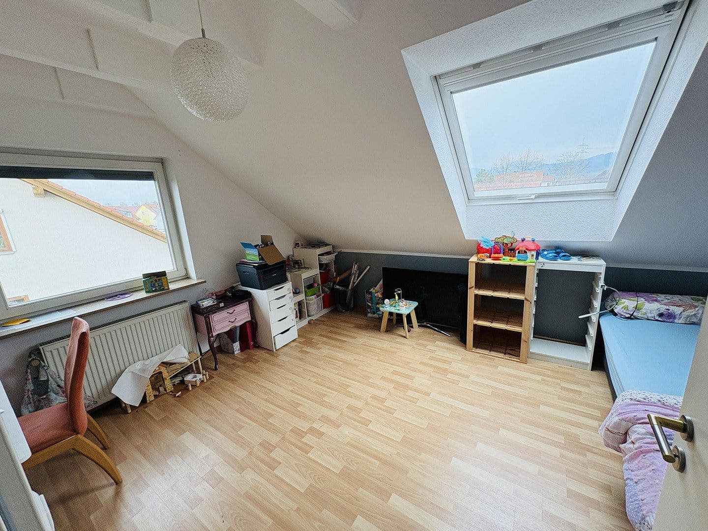 Prodej domu 184 m², pozemek 423 m², St. Georg-Str.4A, Eschbach, Bádensko-Württembersko Prodej domu 184 m², pozemek 423 m², St. Georg-Str.4A, Eschbach, Bádensko-Württembersko