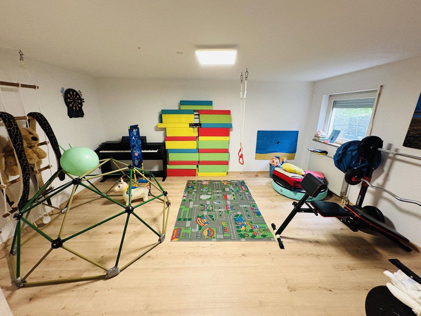 Prodej domu 184 m², pozemek 423 m², St. Georg-Str.4A, Eschbach, Bádensko-Württembersko Prodej domu 184 m², pozemek 423 m², St. Georg-Str.4A, Eschbach, Bádensko-Württembersko
