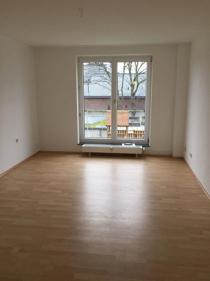 Pronájem bytu 3+1 74 m², Bonn, Severní Porýní-Vestfálsko Pronájem bytu 3+1 74 m², Bonn, Severní Porýní-Vestfálsko
