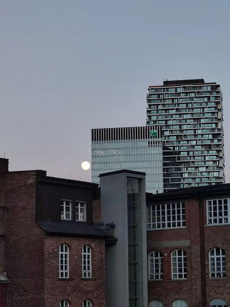 Pronájem bytu 1+1 23 m², Emser Straße 34, Frankfurt Am Main, Hessen Pronájem bytu 1+1 23 m², Emser Straße 34, Frankfurt Am Main, Hessen