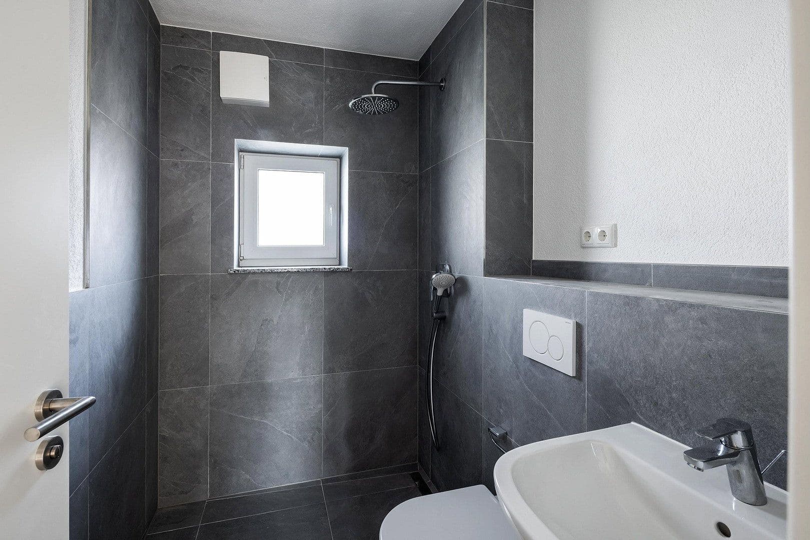 Pronájem bytu 3+1 66 m², Doktor-Enders-Straße, Hof, Bavorsko Pronájem bytu 3+1 66 m², Doktor-Enders-Straße, Hof, Bavorsko