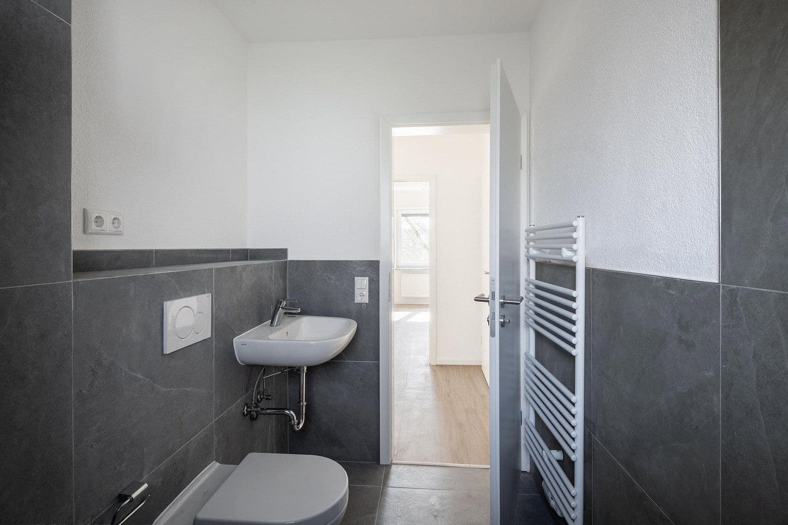 Pronájem bytu 3+1 66 m², Doktor-Enders-Straße, Hof, Bavorsko Pronájem bytu 3+1 66 m², Doktor-Enders-Straße, Hof, Bavorsko