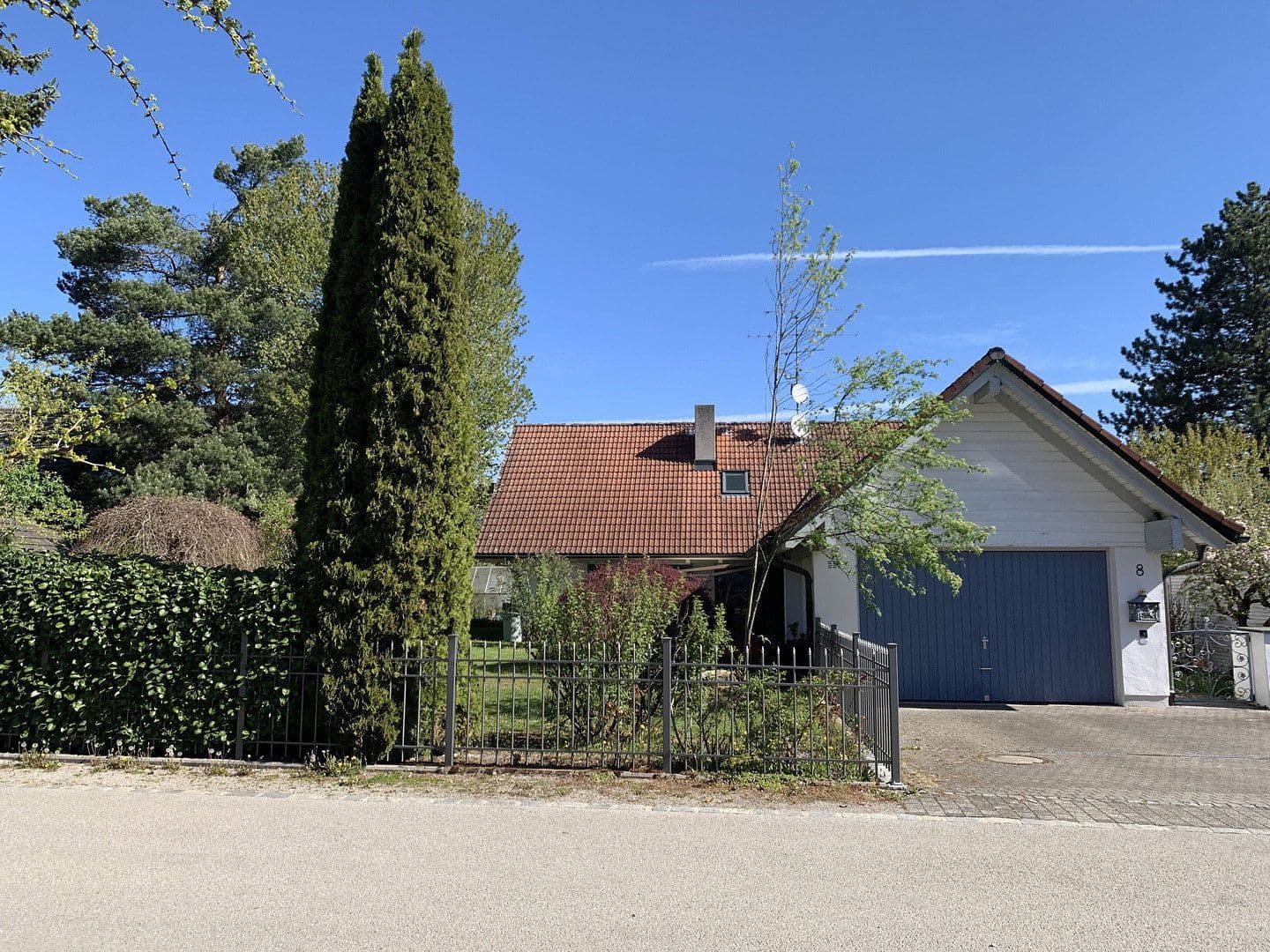 Prodej domu 113 m², pozemek 879 m², Gauting / Buchendorf, Bavorsko Prodej domu 113 m², pozemek 879 m², Gauting / Buchendorf, Bavorsko