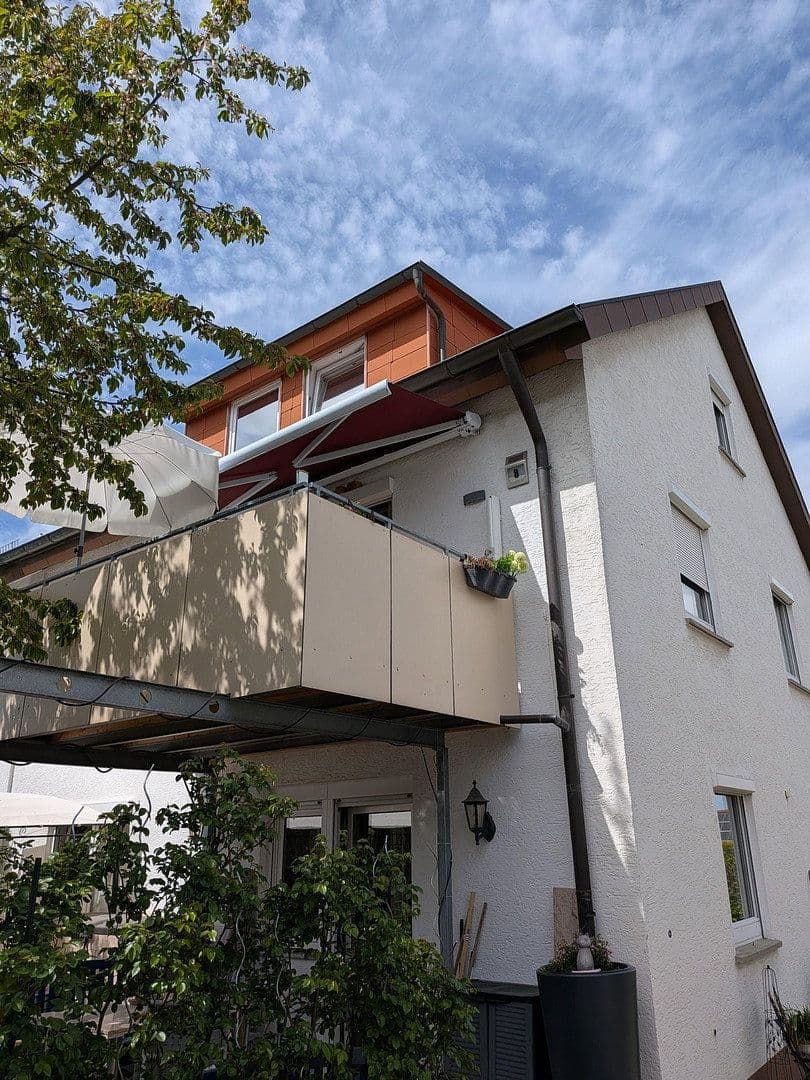 Prodej domu 142 m², pozemek 426 m², Teckstr.8, Schönaich, Bádensko-Württembersko Prodej domu 142 m², pozemek 426 m², Teckstr.8, Schönaich, Bádensko-Württembersko