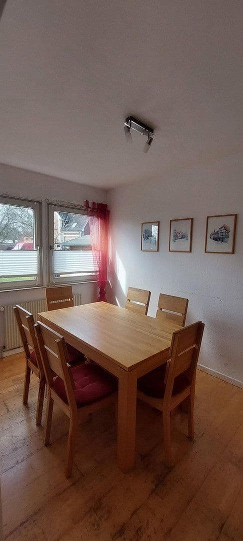 Prodej domu 137 m², pozemek 947 m², Borstel-Hohenraden, Šlesvicko-Holštýnsko Prodej domu 137 m², pozemek 947 m², Borstel-Hohenraden, Šlesvicko-Holštýnsko