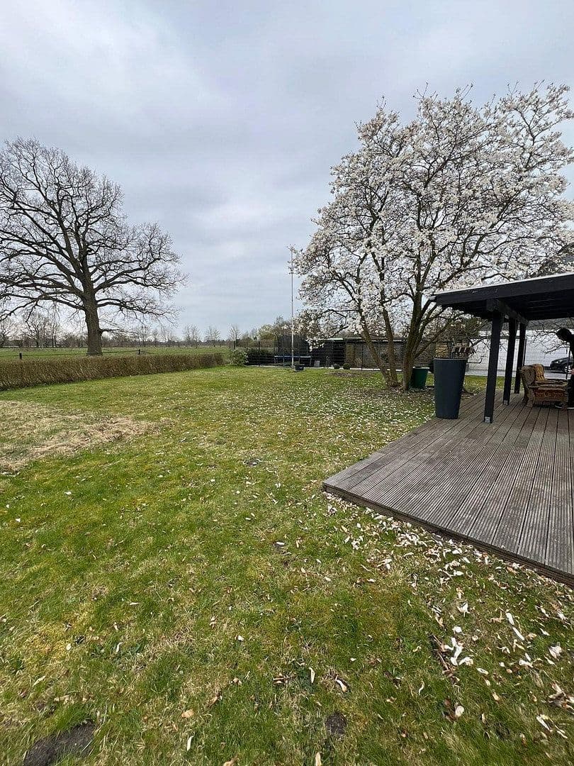 Prodej domu 137 m², pozemek 947 m², Borstel-Hohenraden, Šlesvicko-Holštýnsko Prodej domu 137 m², pozemek 947 m², Borstel-Hohenraden, Šlesvicko-Holštýnsko