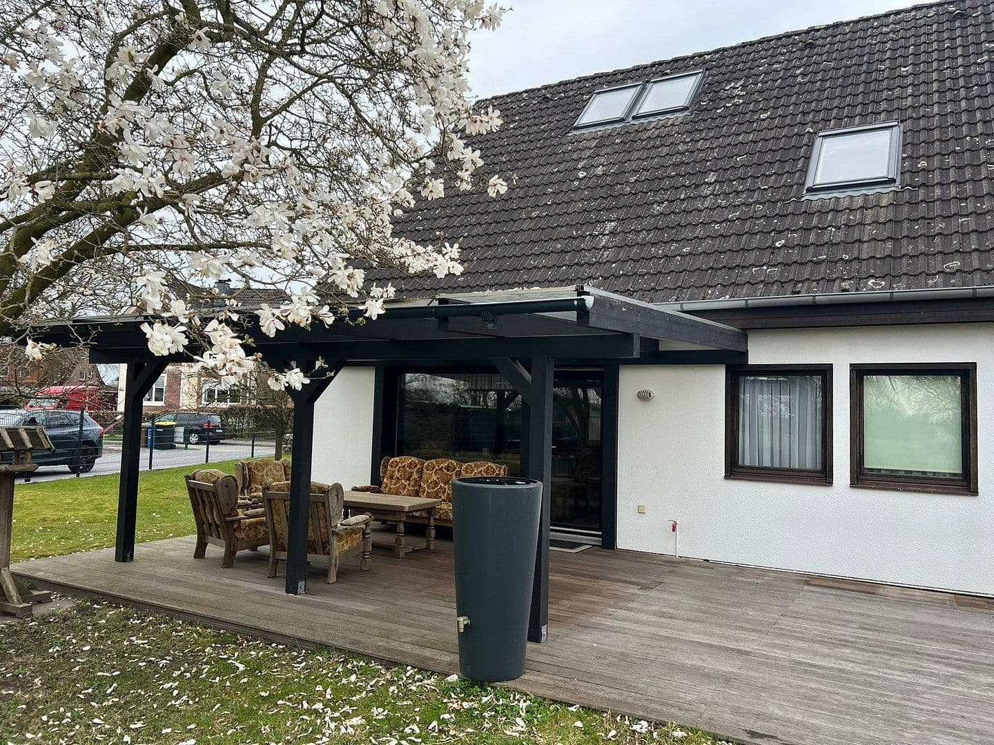 Prodej domu 137 m², pozemek 947 m², Borstel-Hohenraden, Šlesvicko-Holštýnsko Prodej domu 137 m², pozemek 947 m², Borstel-Hohenraden, Šlesvicko-Holštýnsko