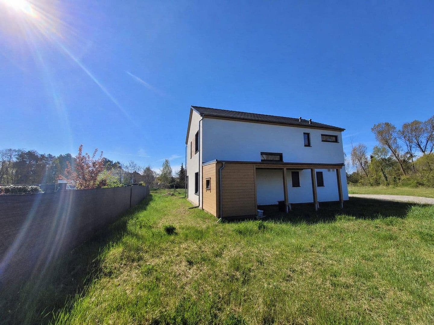 Prodej domu 155 m², pozemek 506 m², Ginsterweg 15, Kloster Lehnin, Braniborsko Prodej domu 155 m², pozemek 506 m², Ginsterweg 15, Kloster Lehnin, Braniborsko