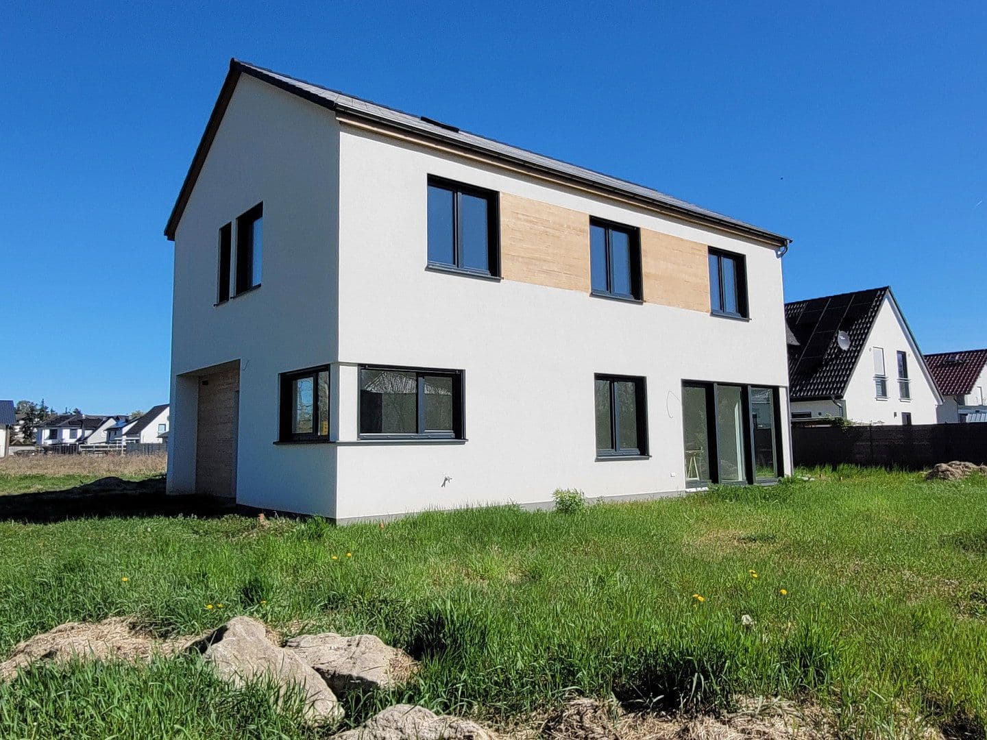 Prodej domu 155 m², pozemek 506 m², Ginsterweg 15, Kloster Lehnin, Braniborsko Prodej domu 155 m², pozemek 506 m², Ginsterweg 15, Kloster Lehnin, Braniborsko