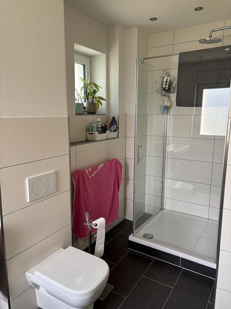 Pronájem bytu 2+1 60 m², Millöckerweg, Hanau, Hessen Pronájem bytu 2+1 60 m², Millöckerweg, Hanau, Hessen