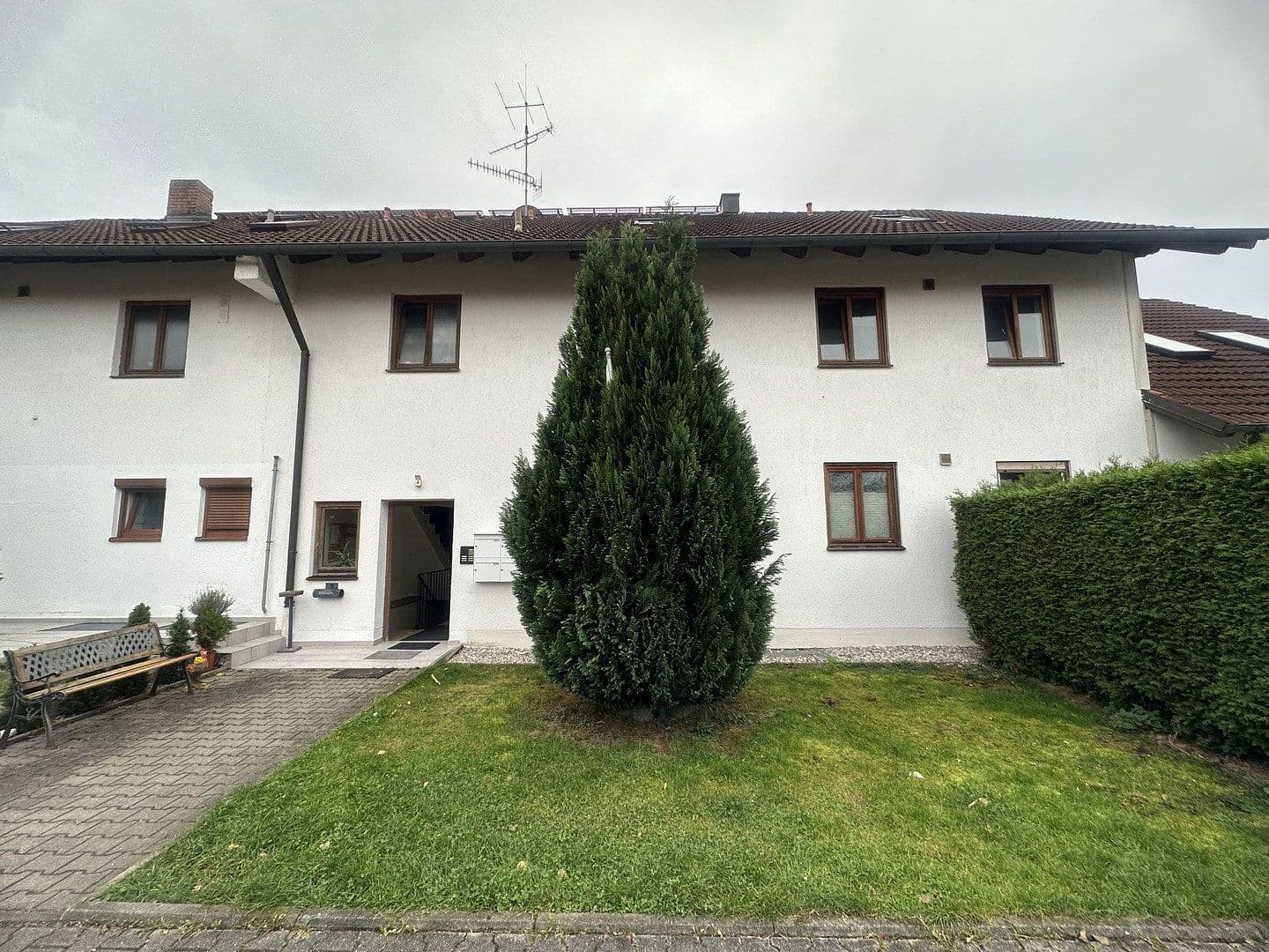 Pronájem bytu 1+1 25 m², Bruckbergstraße 2, Neuching, Bavorsko Pronájem bytu 1+1 25 m², Bruckbergstraße 2, Neuching, Bavorsko