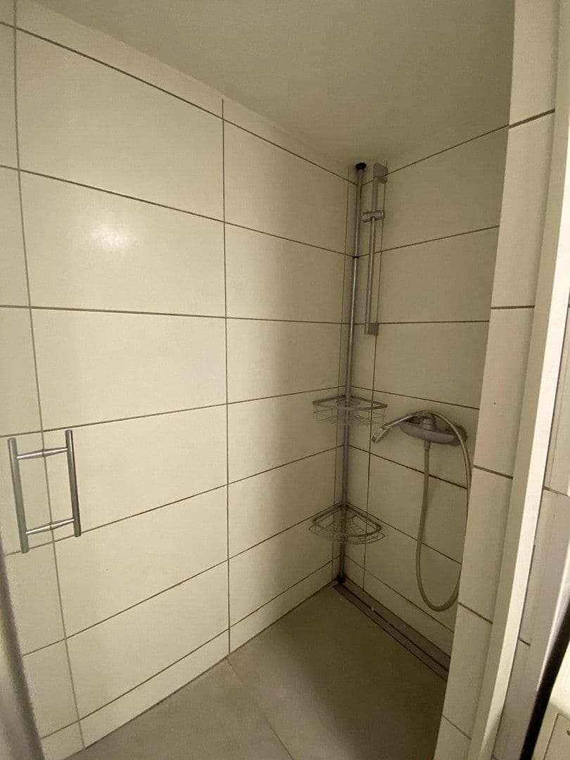 Pronájem bytu 1+1 25 m², Bruckbergstraße 2, Neuching, Bavorsko Pronájem bytu 1+1 25 m², Bruckbergstraße 2, Neuching, Bavorsko