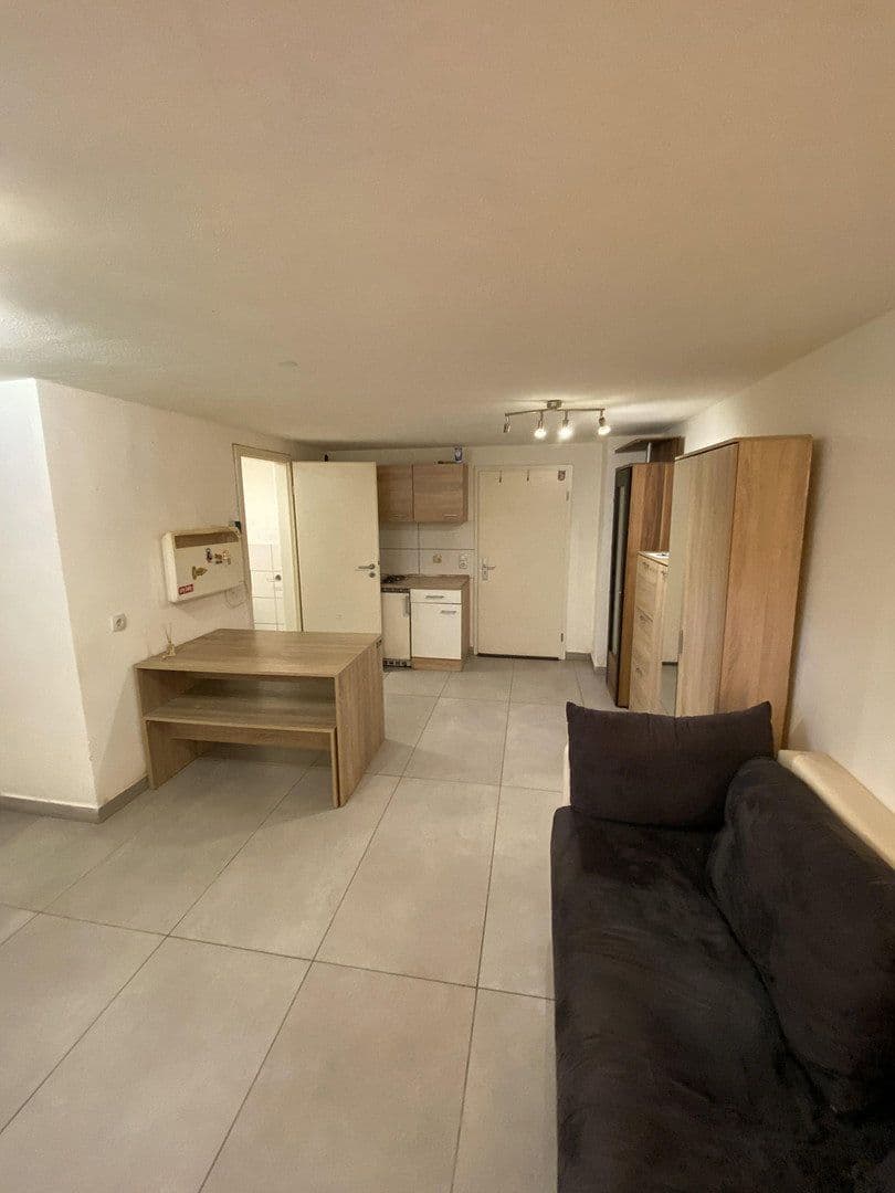 Pronájem bytu 1+1 25 m², Bruckbergstraße 2, Neuching, Bavorsko Pronájem bytu 1+1 25 m², Bruckbergstraße 2, Neuching, Bavorsko