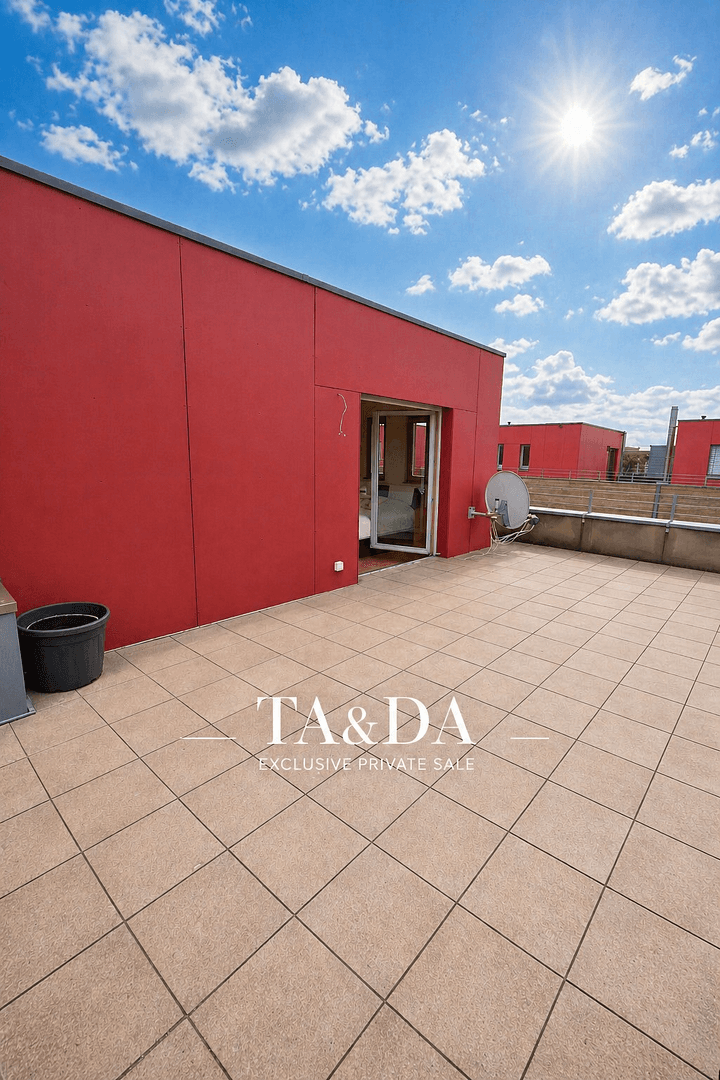 Prodej domu 148 m², pozemek 231 m², Frankfurt, Hessen Prodej domu 148 m², pozemek 231 m², Frankfurt, Hessen