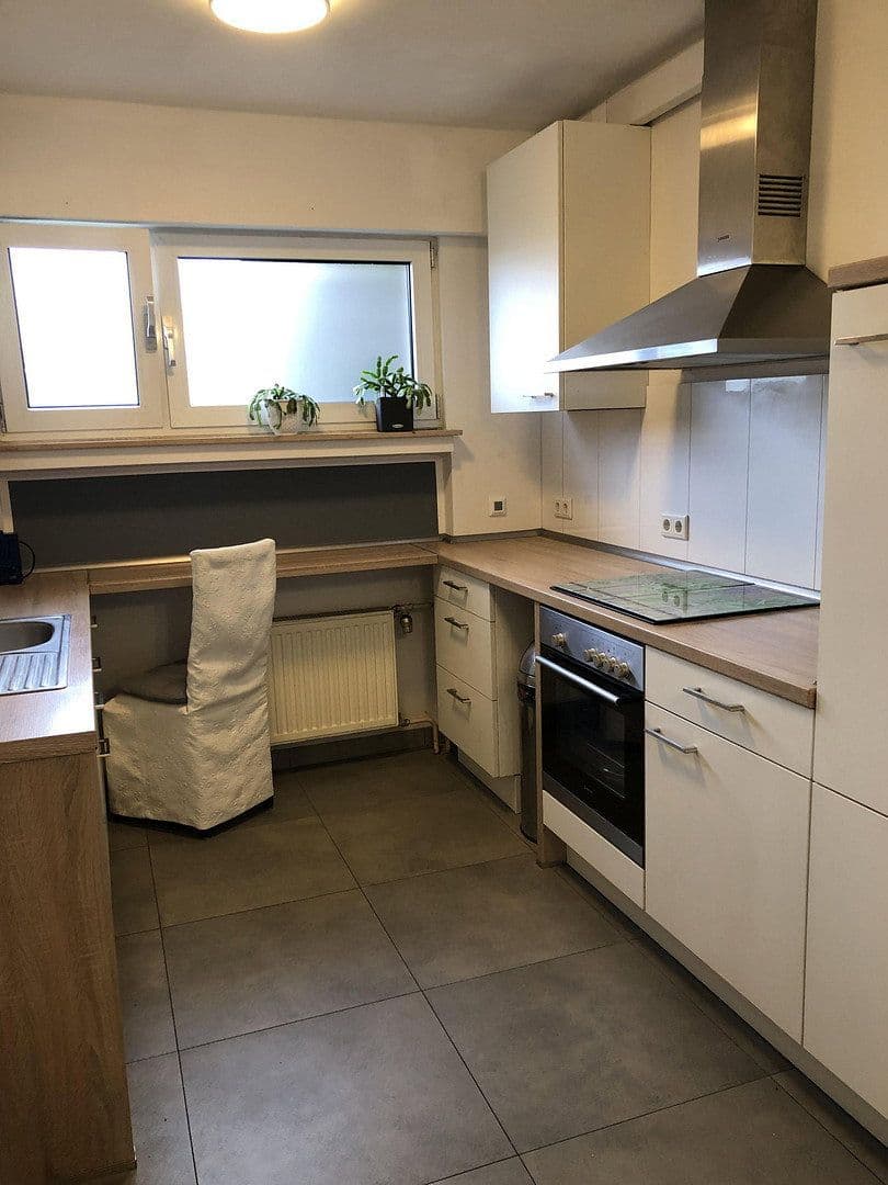 Prodej domu 100 m², pozemek 200 m², Krefeld, Severní Porýní-Vestfálsko Prodej domu 100 m², pozemek 200 m², Krefeld, Severní Porýní-Vestfálsko