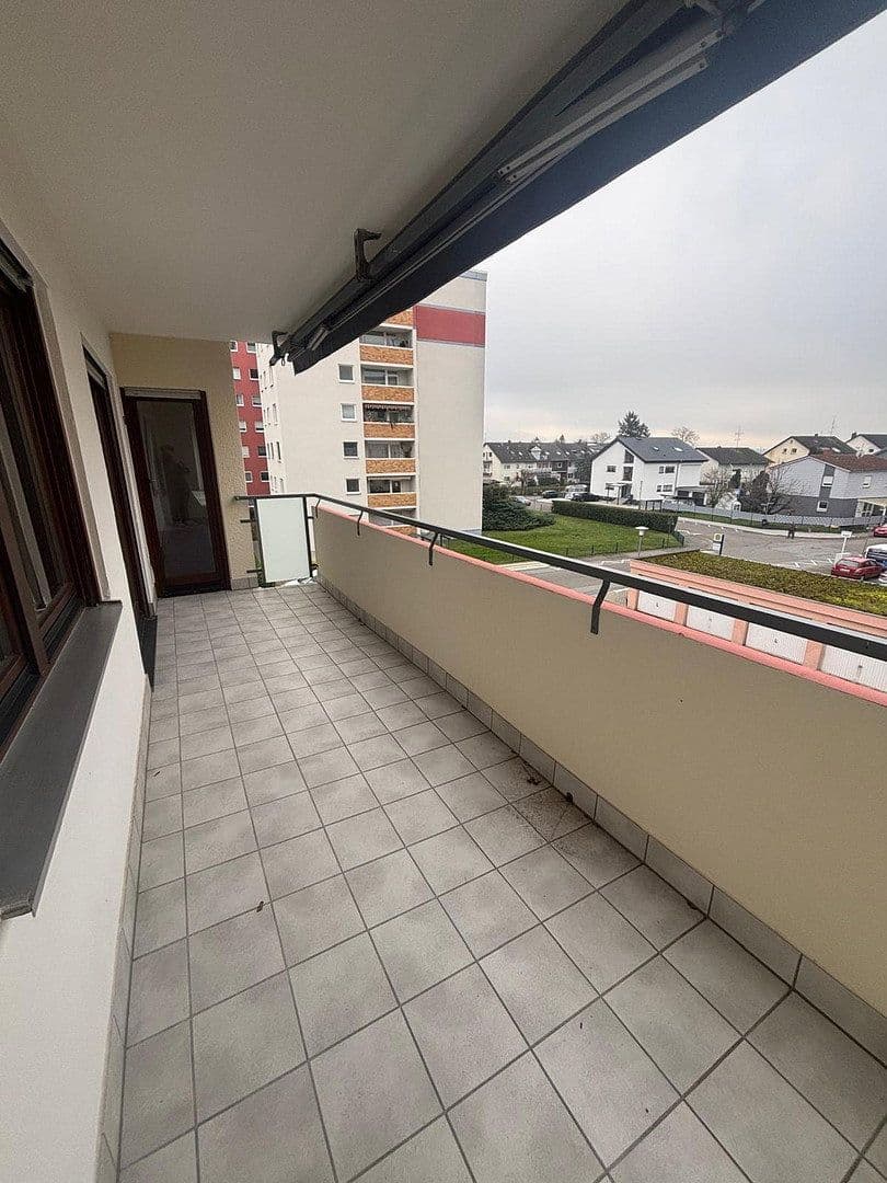 Pronájem bytu 3+1 95 m², Hemsbach, Bádensko-Württembersko Pronájem bytu 3+1 95 m², Hemsbach, Bádensko-Württembersko