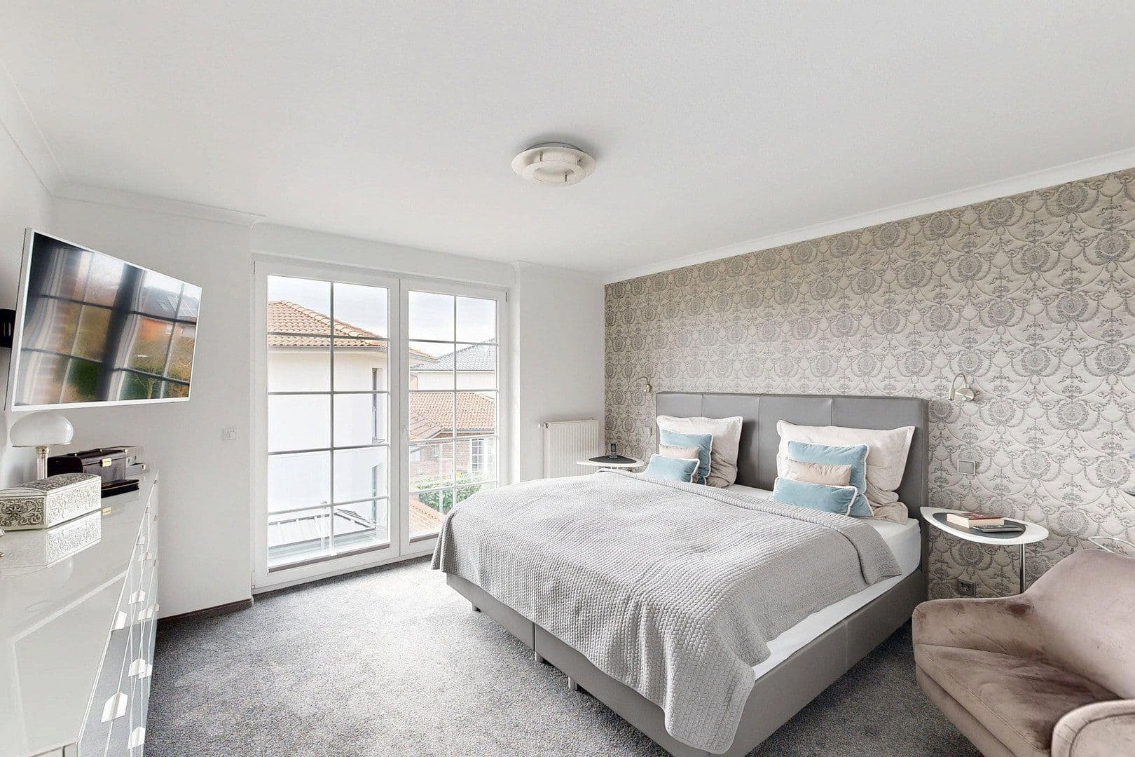 Pronájem domu 124 m², pozemek 350 m², Lüneburg, Dolní Sasko Pronájem domu 124 m², pozemek 350 m², Lüneburg, Dolní Sasko
