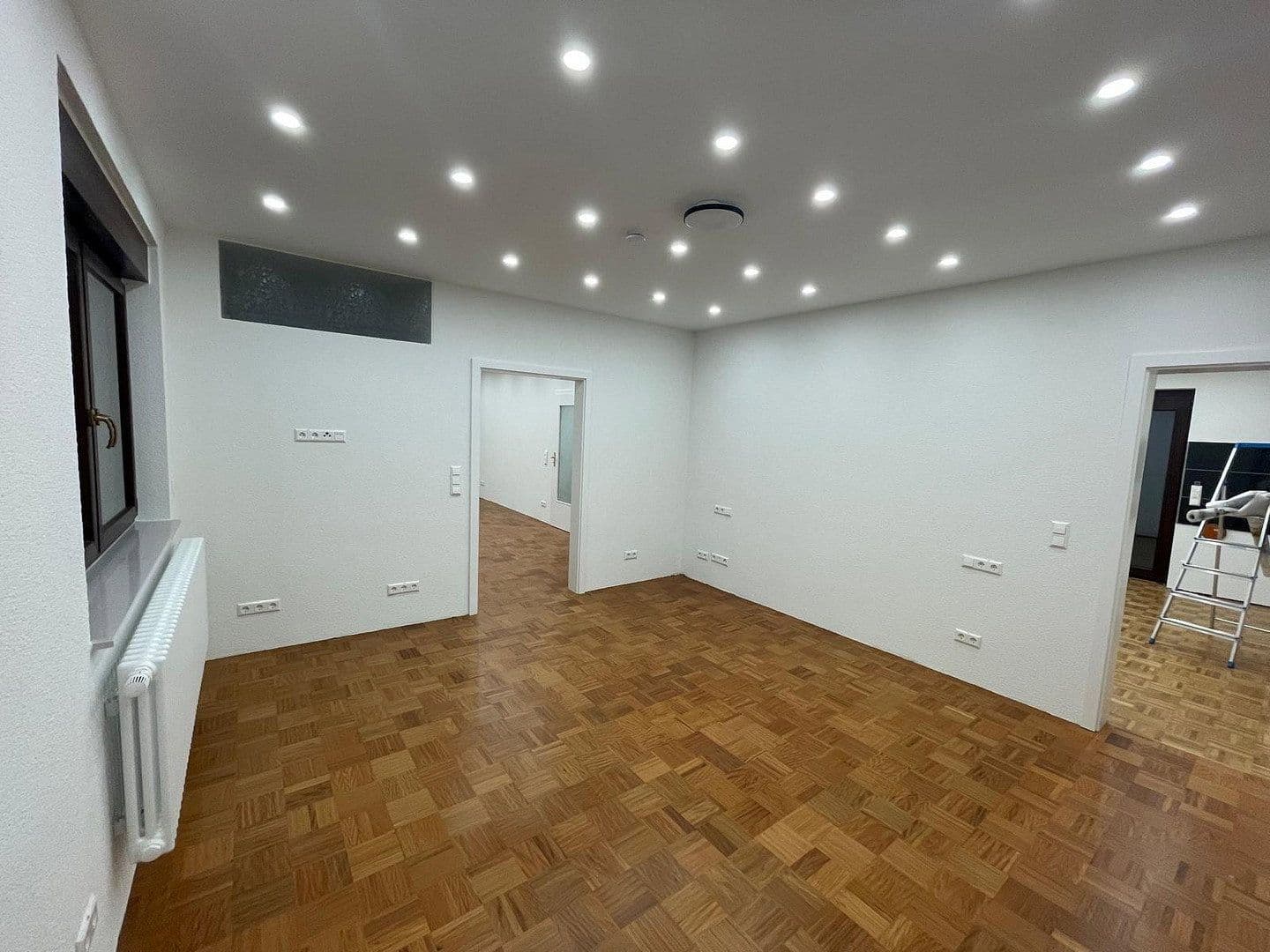 Pronájem bytu 2+1 91 m², Böblingen, Bádensko-Württembersko Pronájem bytu 2+1 91 m², Böblingen, Bádensko-Württembersko