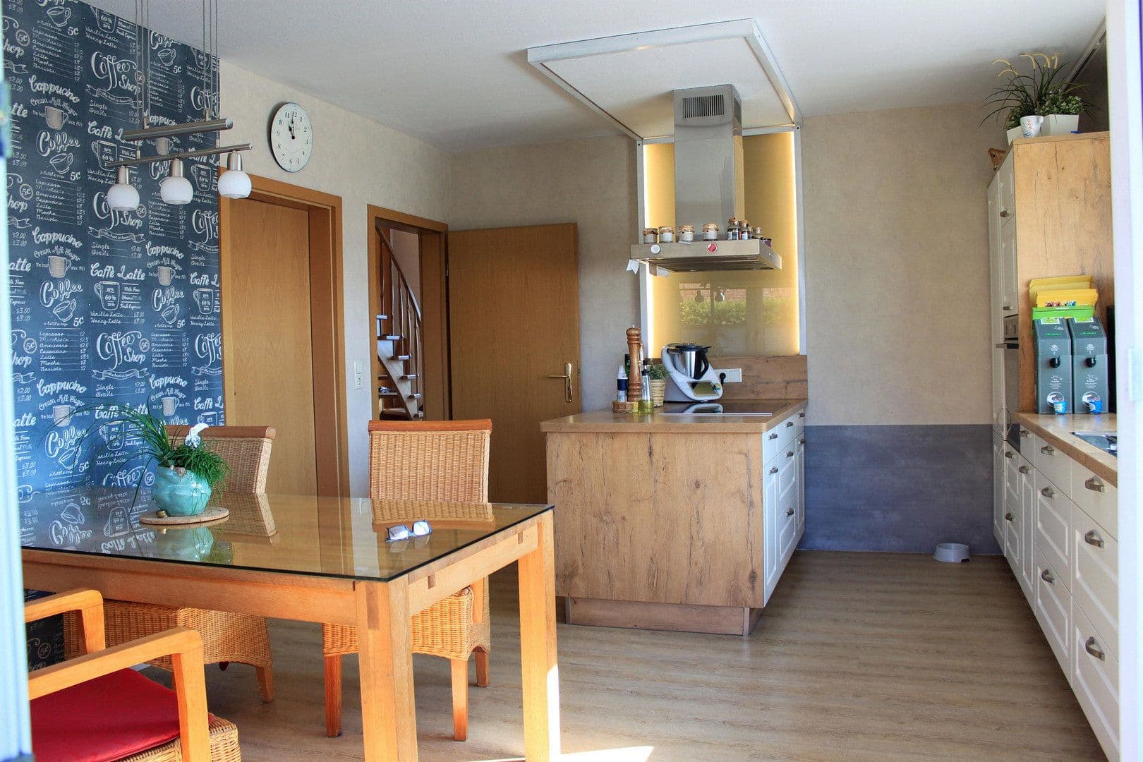 Prodej domu 160 m², pozemek 797 m², Westerholt, Dolní Sasko Prodej domu 160 m², pozemek 797 m², Westerholt, Dolní Sasko
