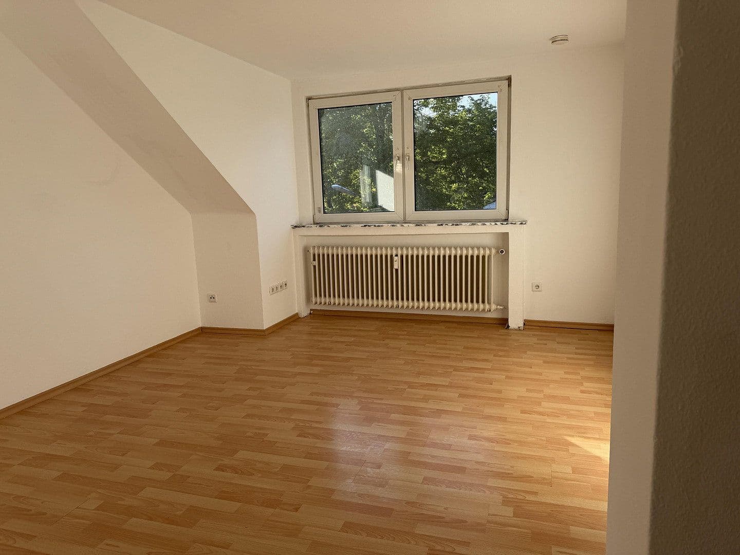Pronájem bytu 1+1 48 m², Neuss, Severní Porýní-Vestfálsko Pronájem bytu 1+1 48 m², Neuss, Severní Porýní-Vestfálsko