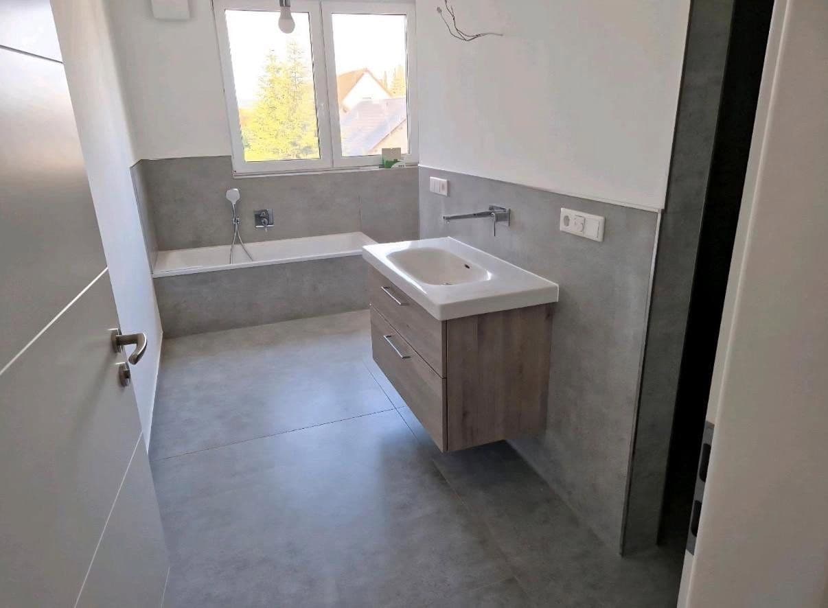 Pronájem domu 116 m², pozemek 430 m², Detmold, Severní Porýní-Vestfálsko Pronájem domu 116 m², pozemek 430 m², Detmold, Severní Porýní-Vestfálsko