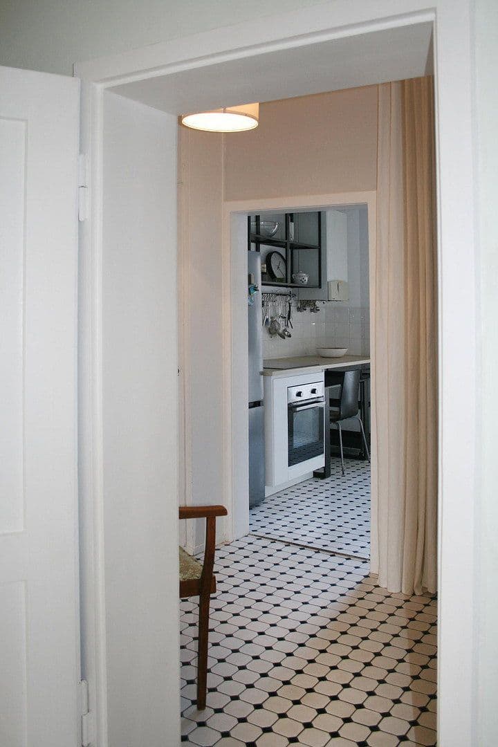 Pronájem bytu 3+1 73 m², Karlsbaderstrasse 15, Stuttgart, Bádensko-Württembersko Pronájem bytu 3+1 73 m², Karlsbaderstrasse 15, Stuttgart, Bádensko-Württembersko