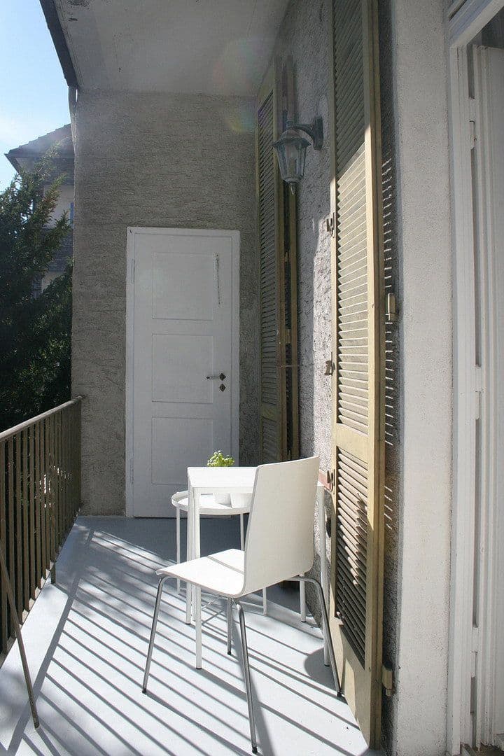 Pronájem bytu 3+1 73 m², Karlsbaderstrasse 15, Stuttgart, Bádensko-Württembersko Pronájem bytu 3+1 73 m², Karlsbaderstrasse 15, Stuttgart, Bádensko-Württembersko