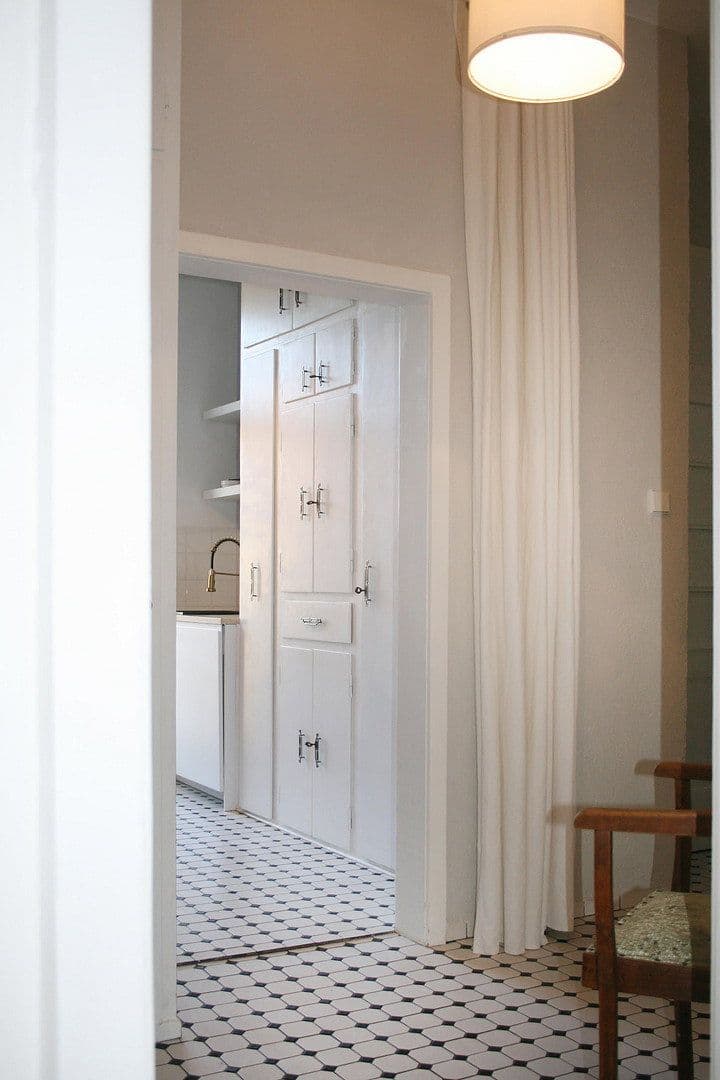 Pronájem bytu 3+1 73 m², Karlsbaderstrasse 15, Stuttgart, Bádensko-Württembersko Pronájem bytu 3+1 73 m², Karlsbaderstrasse 15, Stuttgart, Bádensko-Württembersko