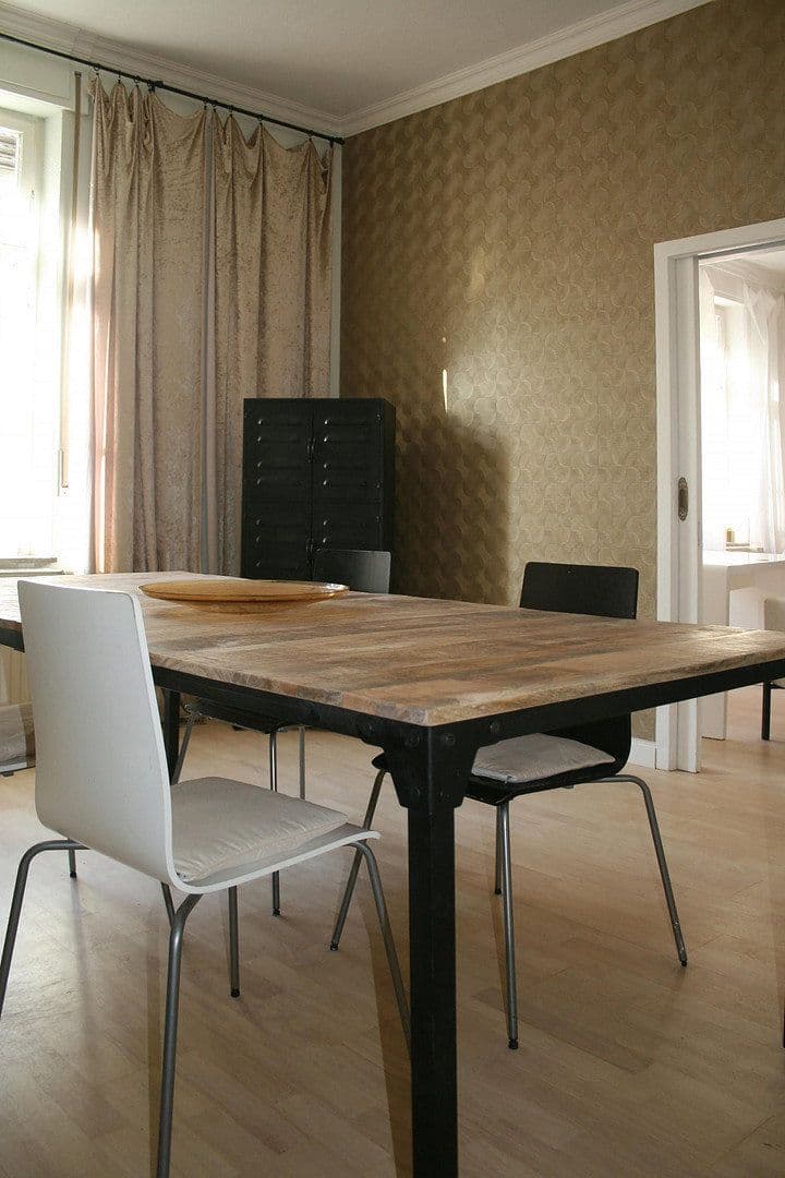 Pronájem bytu 3+1 73 m², Karlsbaderstrasse 15, Stuttgart, Bádensko-Württembersko Pronájem bytu 3+1 73 m², Karlsbaderstrasse 15, Stuttgart, Bádensko-Württembersko