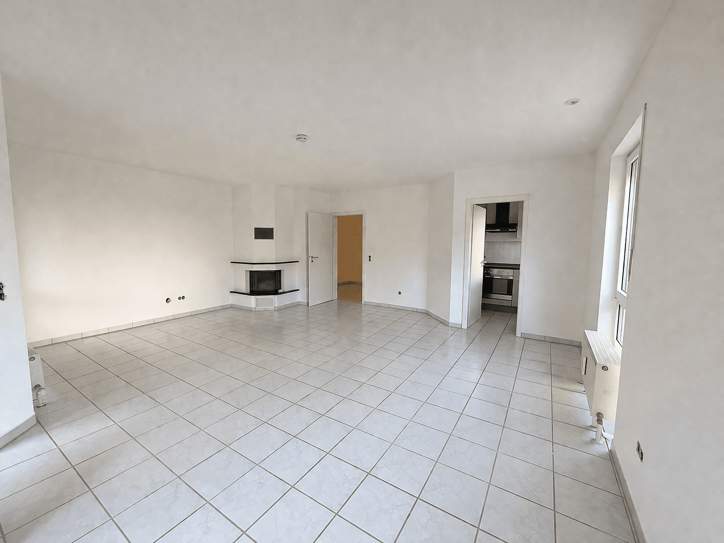 Prodej bytu 3+1 95 m², Neu-Anspach, Hessen Prodej bytu 3+1 95 m², Neu-Anspach, Hessen