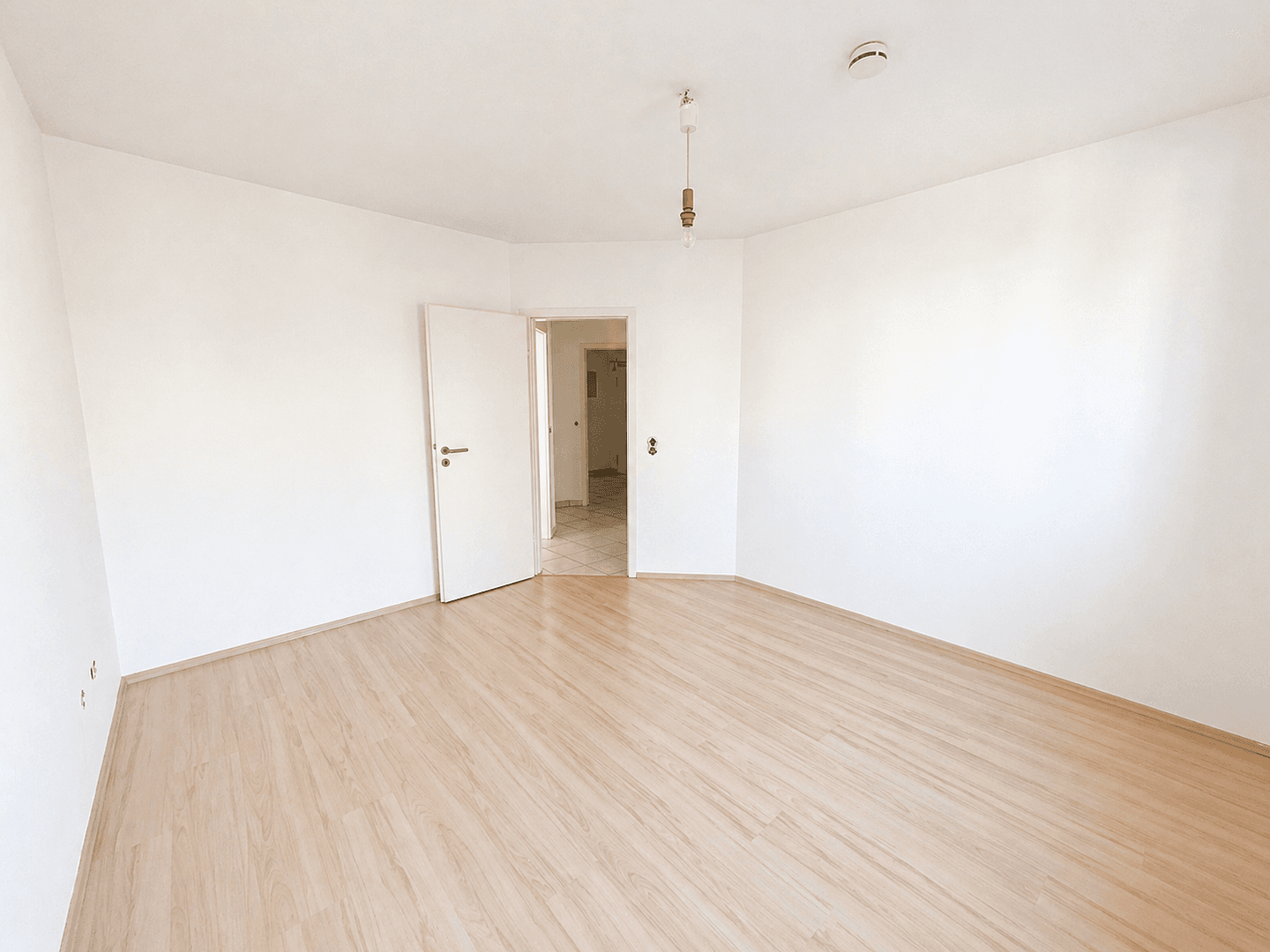 Prodej bytu 3+1 95 m², Neu-Anspach, Hessen Prodej bytu 3+1 95 m², Neu-Anspach, Hessen