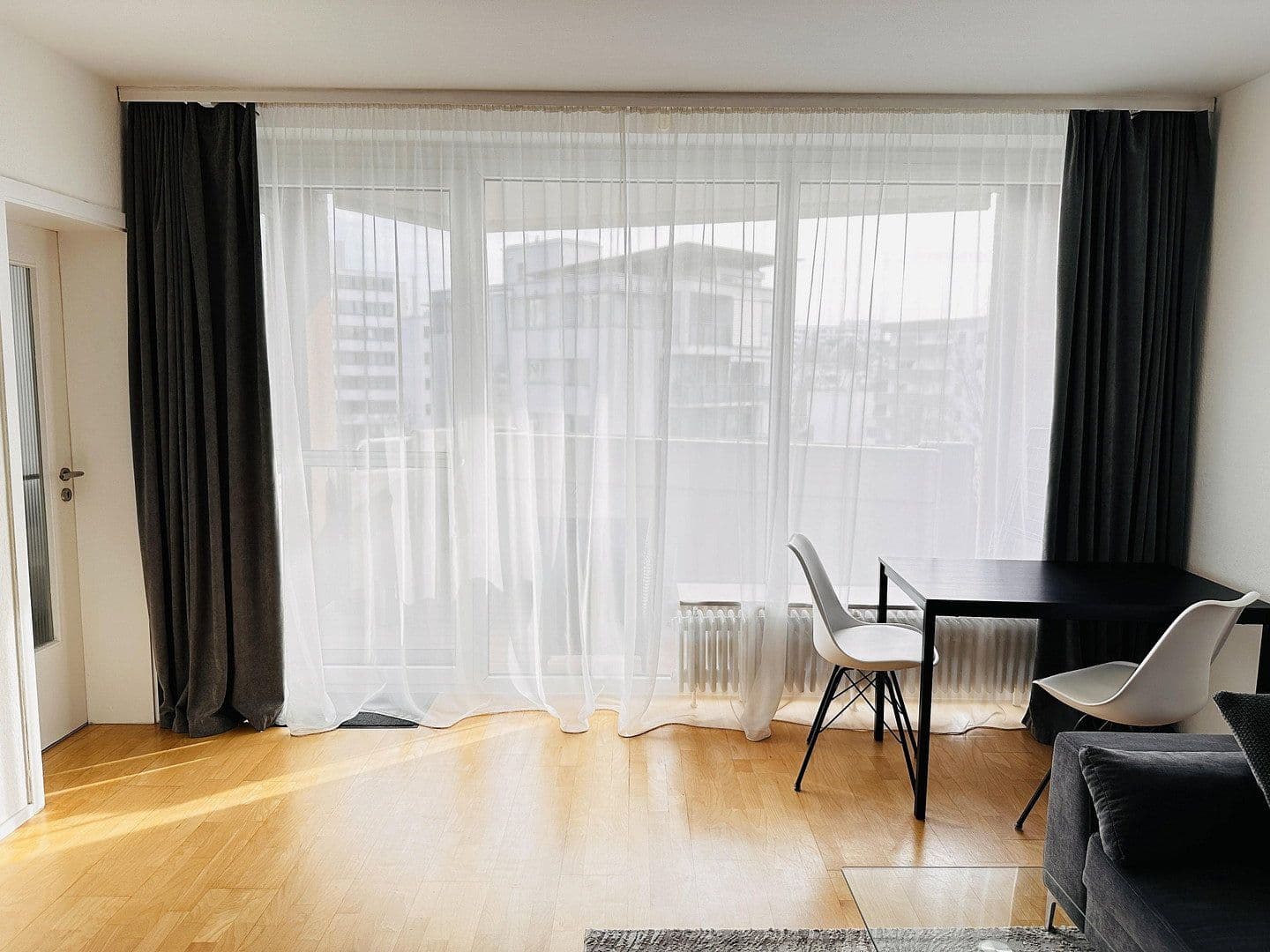 Pronájem bytu 1+1 50 m², Frankfurt am Main, Hessen Pronájem bytu 1+1 50 m², Frankfurt am Main, Hessen