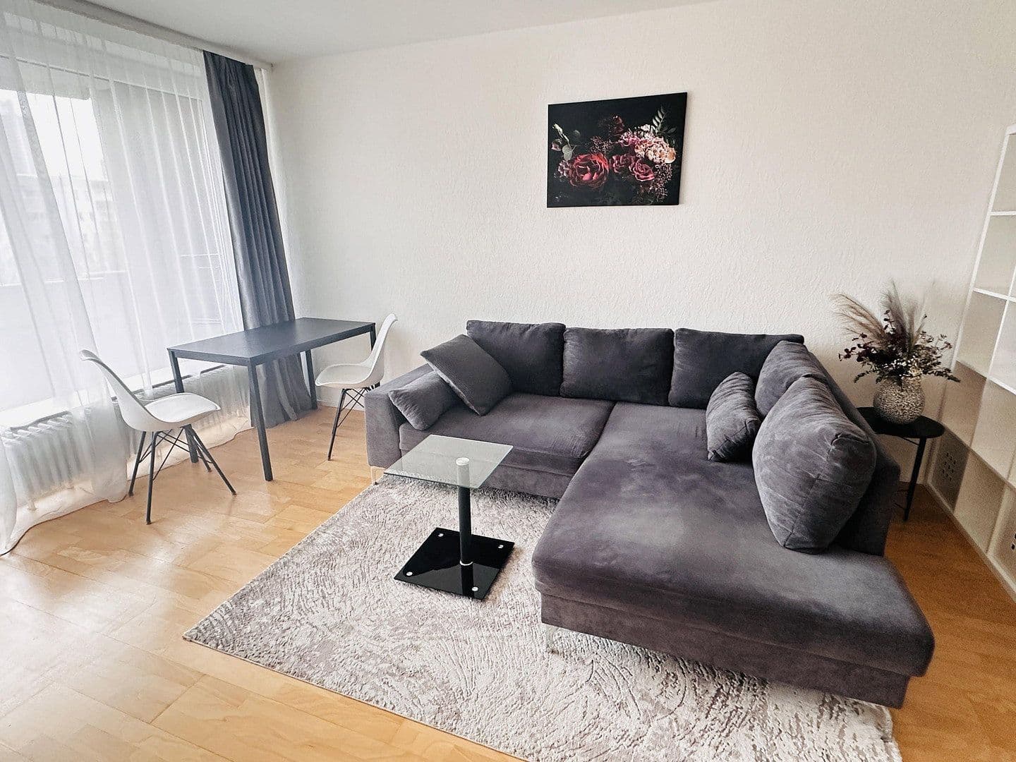 Pronájem bytu 1+1 50 m², Frankfurt am Main, Hessen Pronájem bytu 1+1 50 m², Frankfurt am Main, Hessen
