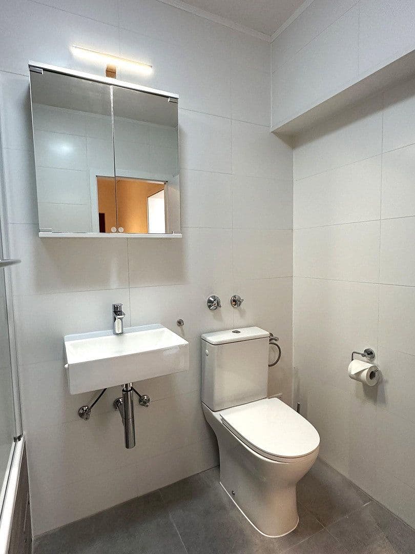 Pronájem bytu 1+1 50 m², Frankfurt am Main, Hessen Pronájem bytu 1+1 50 m², Frankfurt am Main, Hessen