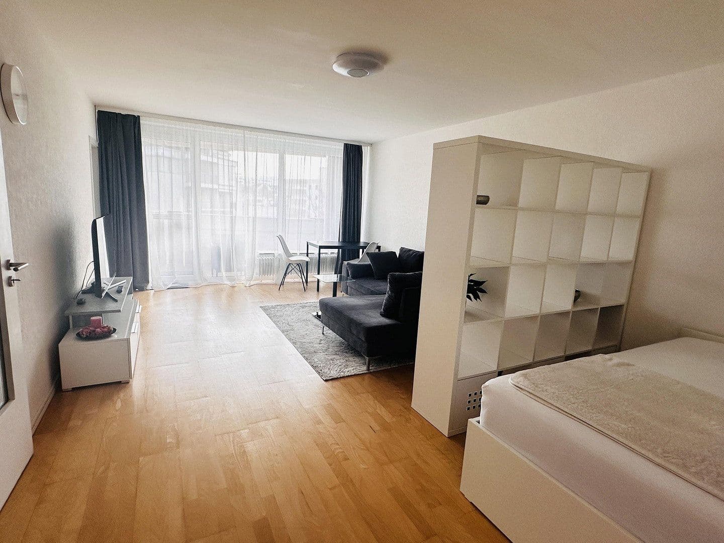 Pronájem bytu 1+1 50 m², Frankfurt am Main, Hessen Pronájem bytu 1+1 50 m², Frankfurt am Main, Hessen