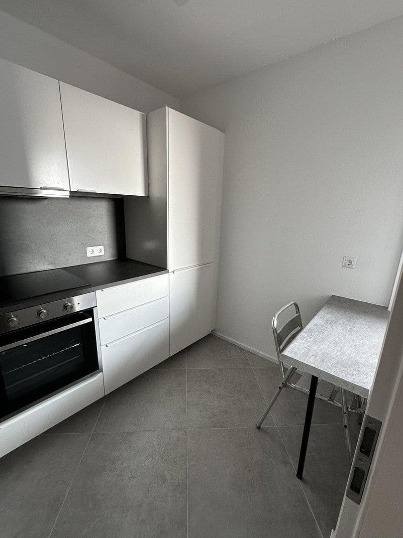 Pronájem bytu 1+1 50 m², Frankfurt am Main, Hessen Pronájem bytu 1+1 50 m², Frankfurt am Main, Hessen