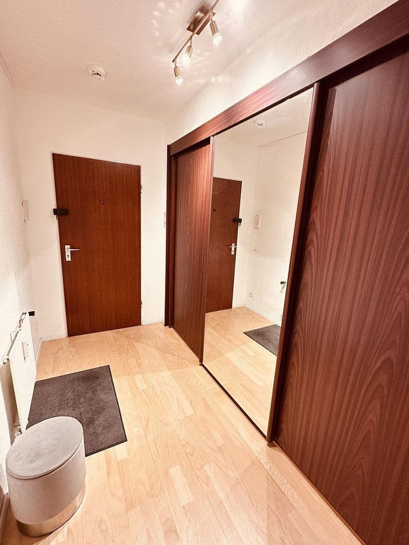 Pronájem bytu 1+1 50 m², Frankfurt am Main, Hessen Pronájem bytu 1+1 50 m², Frankfurt am Main, Hessen