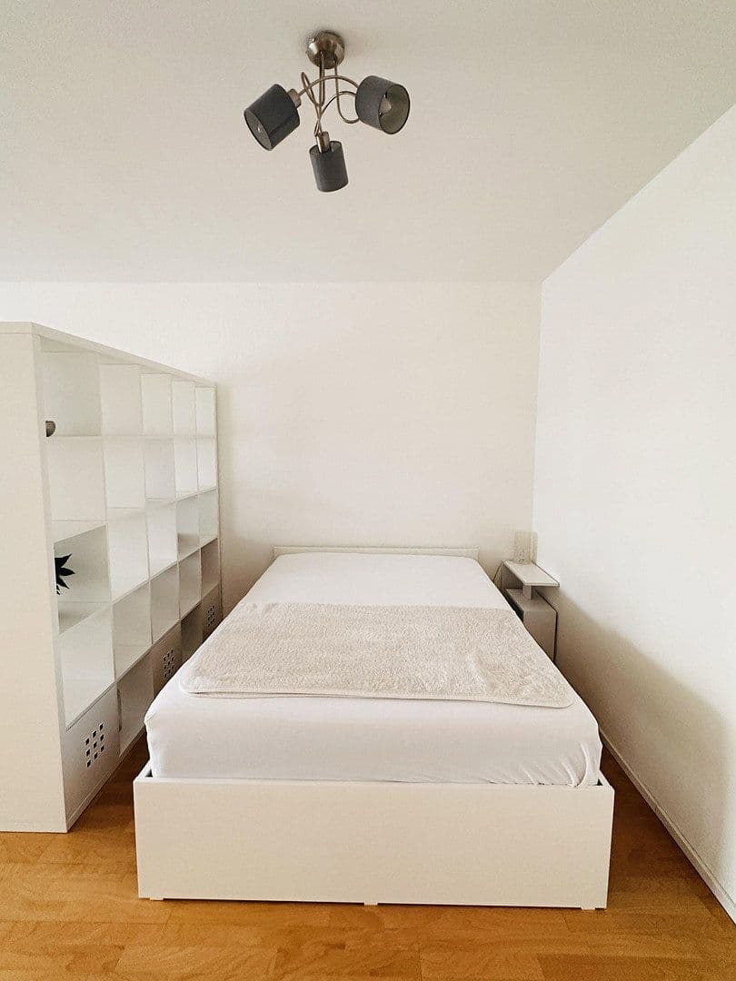 Pronájem bytu 1+1 50 m², Frankfurt am Main, Hessen Pronájem bytu 1+1 50 m², Frankfurt am Main, Hessen