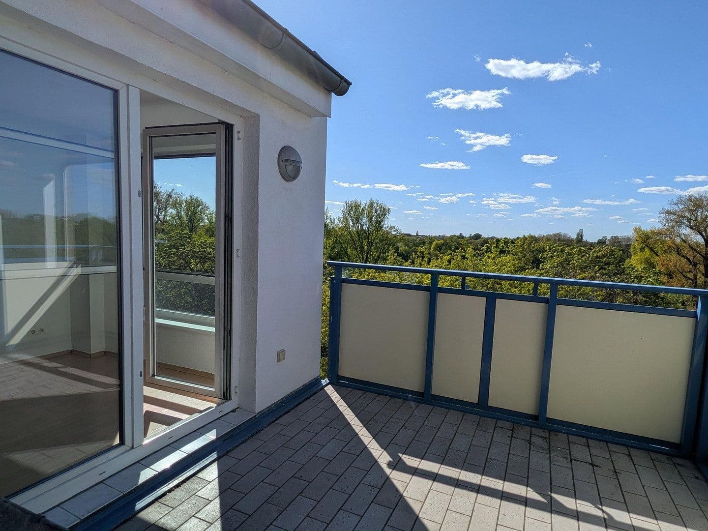 Prodej bytu 3+1 96 m², Berlin, Berlín Prodej bytu 3+1 96 m², Berlin, Berlín