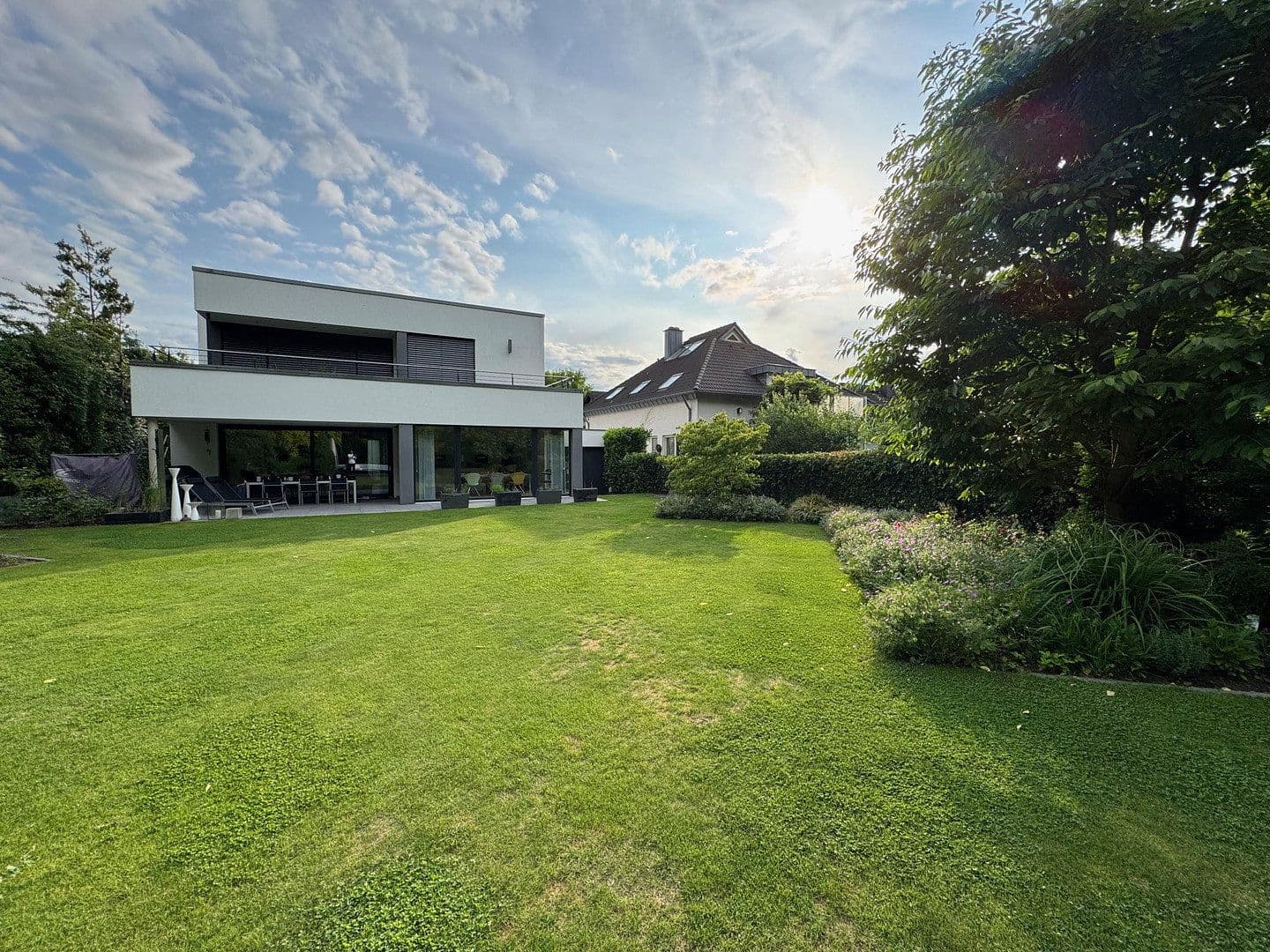 Prodej domu 227 m², pozemek 855 m², Dormagen, Severní Porýní-Vestfálsko Prodej domu 227 m², pozemek 855 m², Dormagen, Severní Porýní-Vestfálsko