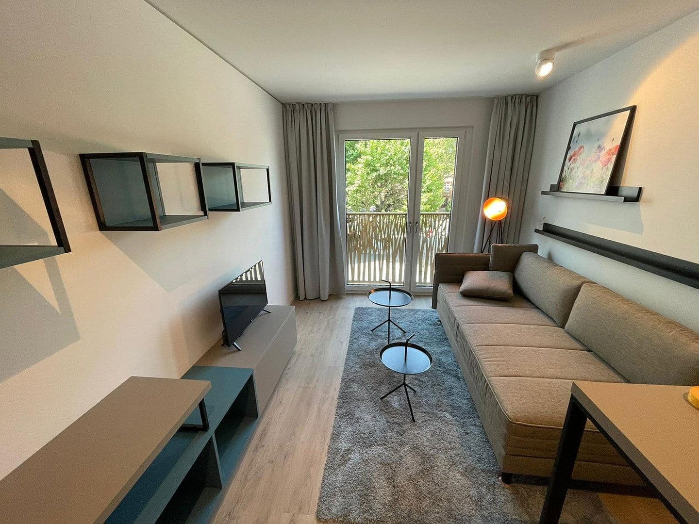 Pronájem bytu 1+1 25 m², Kleyerstr. 1, Frankfurt (Main) - Gallusviertel, Hessen Pronájem bytu 1+1 25 m², Kleyerstr. 1, Frankfurt (Main) - Gallusviertel, Hessen