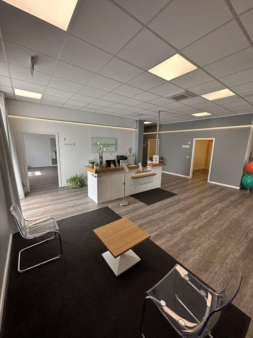 Pronájem kanceláře 440 m², Tulpenstr. 2-4, Dietzenbach, Hessen Pronájem kanceláře 440 m², Tulpenstr. 2-4, Dietzenbach, Hessen