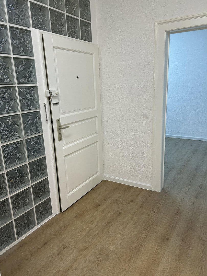 Prodej bytu 4+1 93 m², Rheinfeldstraße 67, Ludwigshafen, Porýní-Falc Prodej bytu 4+1 93 m², Rheinfeldstraße 67, Ludwigshafen, Porýní-Falc