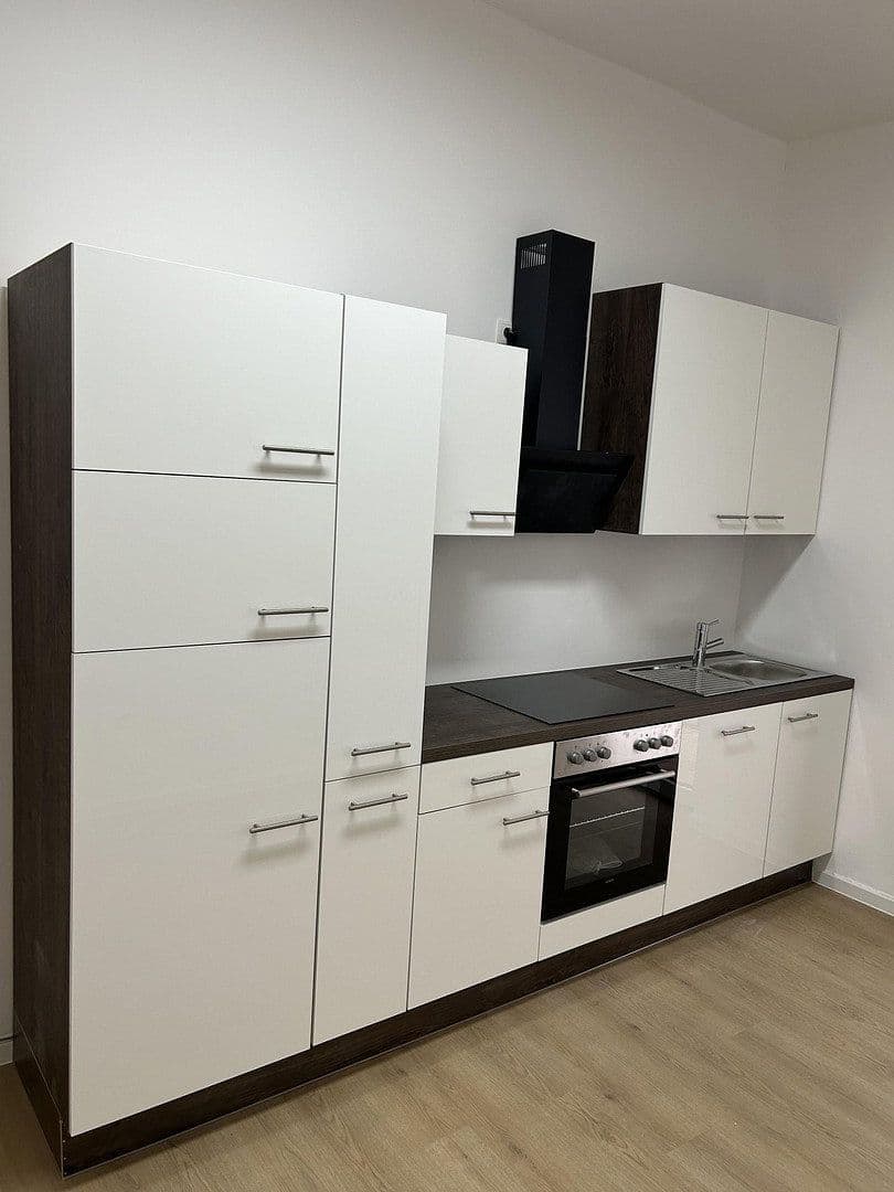 Prodej bytu 4+1 93 m², Rheinfeldstraße 67, Ludwigshafen, Porýní-Falc Prodej bytu 4+1 93 m², Rheinfeldstraße 67, Ludwigshafen, Porýní-Falc
