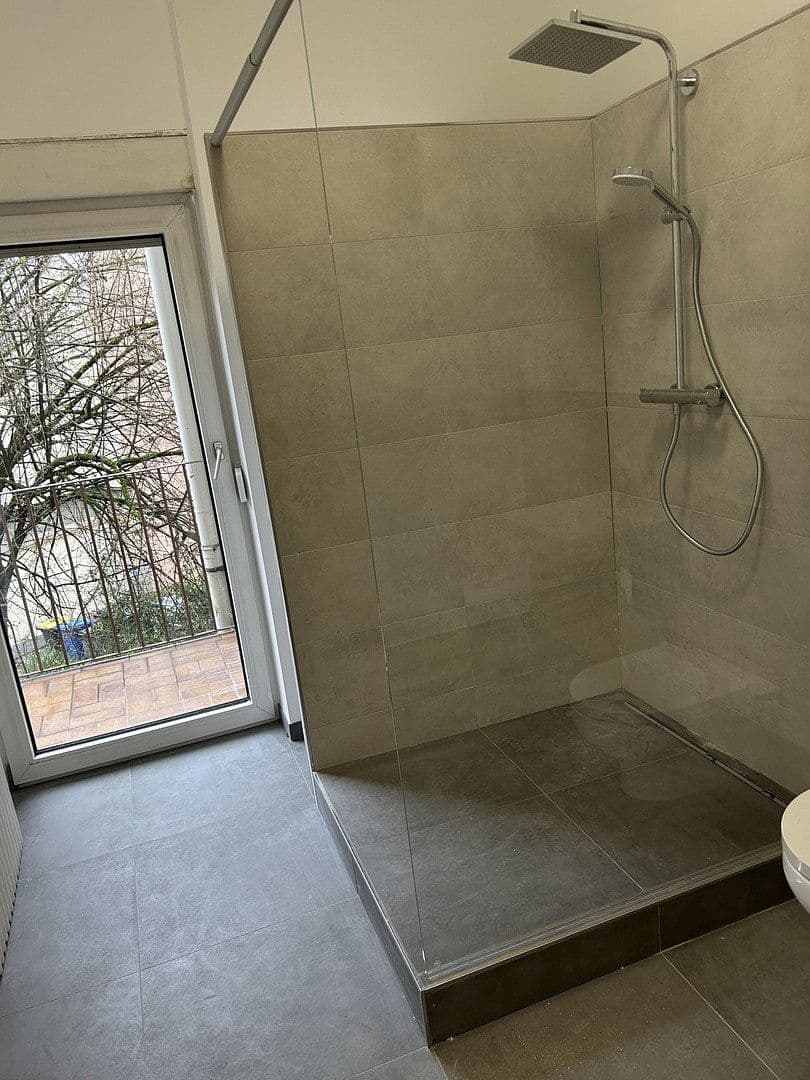 Prodej bytu 4+1 93 m², Rheinfeldstraße 67, Ludwigshafen, Porýní-Falc Prodej bytu 4+1 93 m², Rheinfeldstraße 67, Ludwigshafen, Porýní-Falc