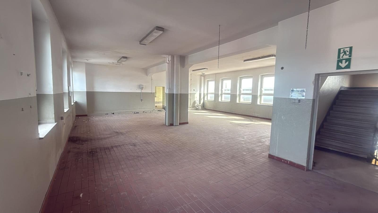 Pronájem nebytového prostoru 340 m², Magdeburgerstrasse 37, Gelsenkirchen, Severní Porýní-Vestfálsko Pronájem nebytového prostoru 340 m², Magdeburgerstrasse 37, Gelsenkirchen, Severní Porýní-Vestfálsko