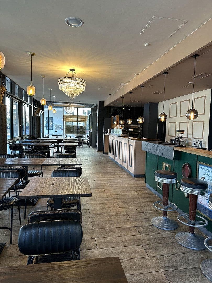 Pronájem nebytového prostoru 700 m², Herrenstrasse 3,, Lörrach, Bádensko-Württembersko Pronájem nebytového prostoru 700 m², Herrenstrasse 3,, Lörrach, Bádensko-Württembersko