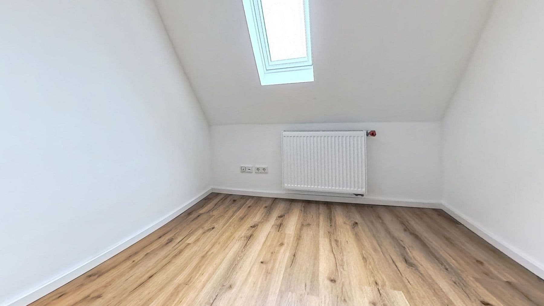 Prodej domu 98 m², pozemek 117 m², Elter Straße 268, Rheine, Severní Porýní-Vestfálsko Prodej domu 98 m², pozemek 117 m², Elter Straße 268, Rheine, Severní Porýní-Vestfálsko